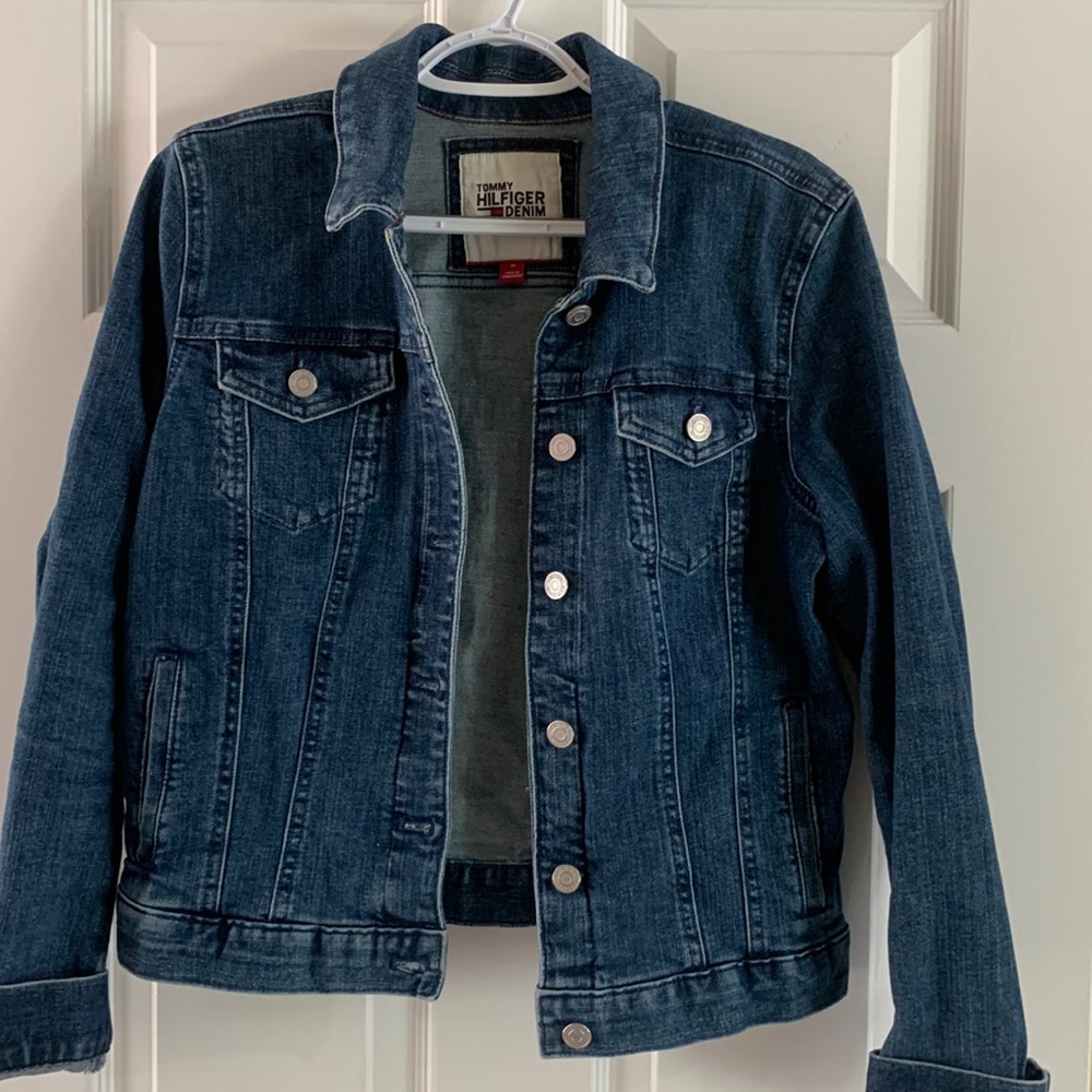 Tommy Hilfiger denim jacket. size medium but fits xs-m